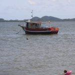 Barco Capitão Gancho é a mais nova atração turística de Itapoá-SC, com opções de passeio e pesca