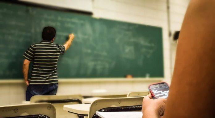 Governo federal anuncia aumento do piso dos professores