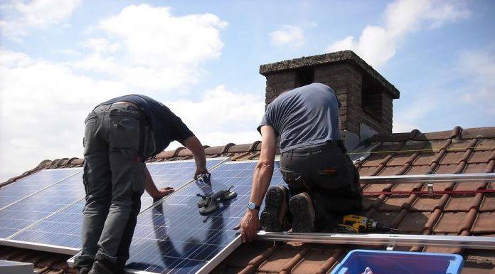 Projeto de lei se opõe à taxação de 60% no setor de energia solar