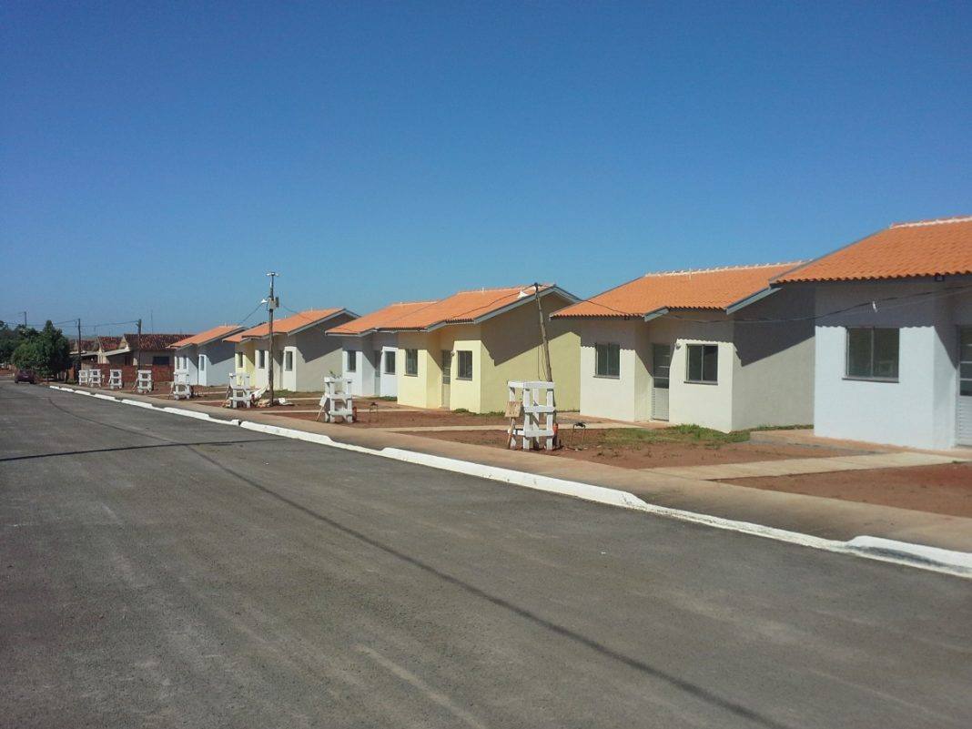 Cohapar entrega 68 novas moradias na região Noroeste