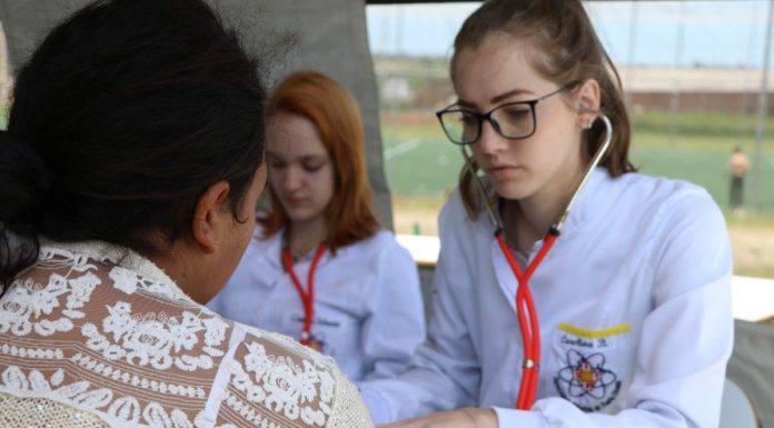 Vagas abertas para médicos, enfermeiros, técnicos de enfermagem e estudantes