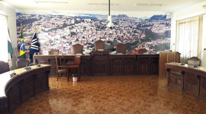 Câmara Municipal de Jacarezinho divulga Carta de Serviços