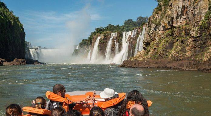 Incentivo a viagens em família pelo Brasil é discutido pelos Ministérios