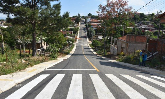 Prefeitura de Jaguariaíva entrega quase R$8 milhões em obras