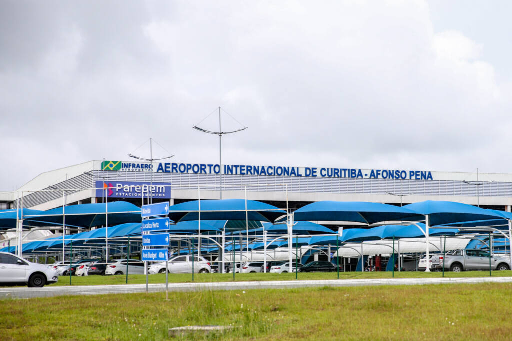 Aeroporto Afonso Pena dobra número de voos internacionais