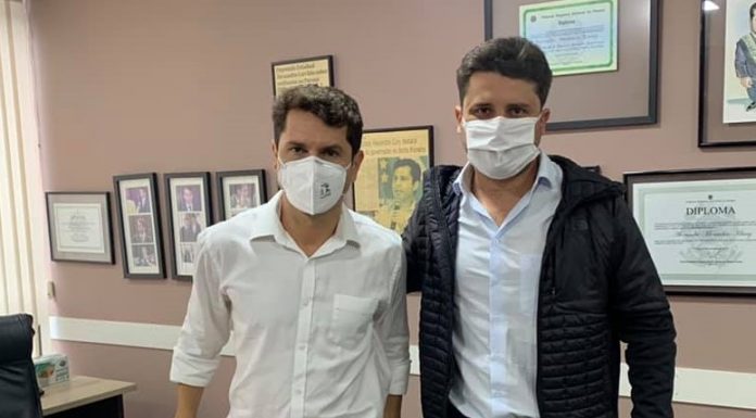 Prefeito de Tomazina se reúne com Deputado em busca de investimentos