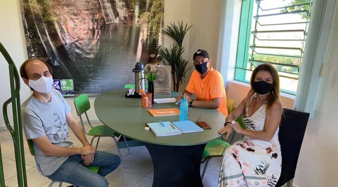Ciclista Catarinense que está viajando pelo mundo passa por Jaguariaíva
