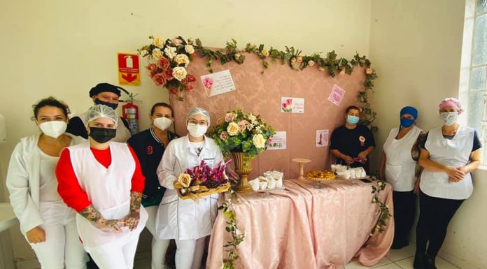 Hospital Carolina Lupion em Jaguariaíva homenageia profissionais de saúde