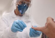 Profissionais da Educação passam por testes rápidos em Conselheiro Mairinck