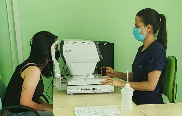 Pacientes passam por atendimento gratuito de oftalmologia em Jaguariaíva