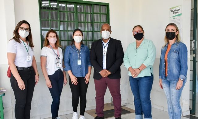 Vacinação contra a Covid-19 em Jaguariaíva é avaliada pela Regional