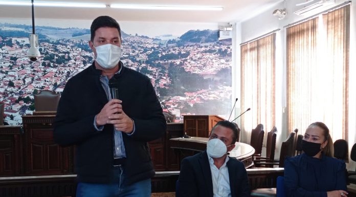 Governo do Estado e Deputados garantem apoio para obras em Jacarezinho