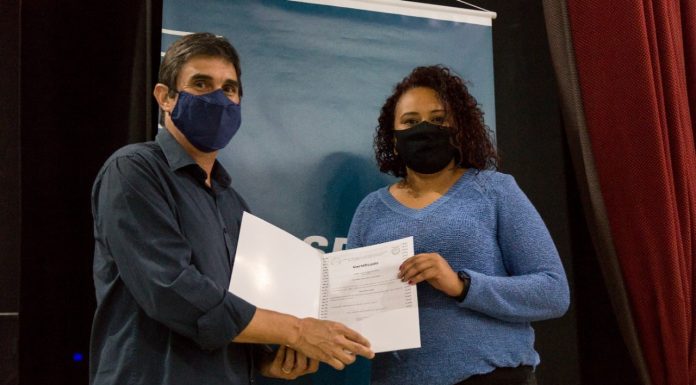 Prefeito Zezão participa de solenidade de formatura de curso do SENAI
