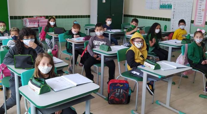 Rede municipal de ensino de Jaguariaíva retoma as aulas presenciais