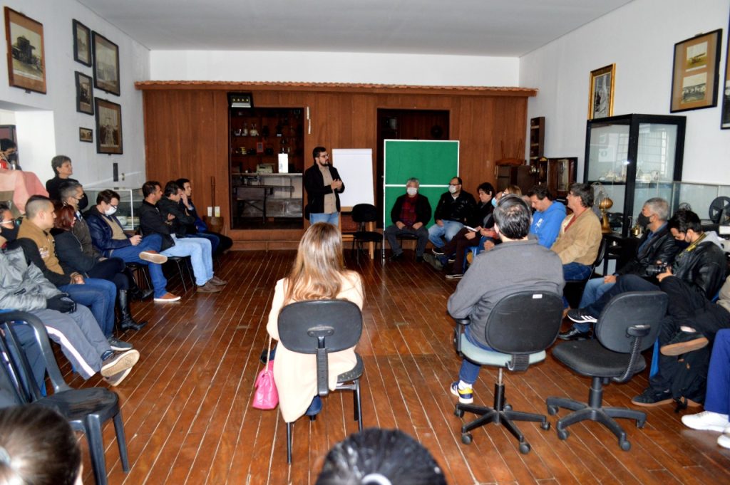 Prefeitura de Cornélio Procópio trabalha na gestão de tecnologia da informação para melhorar área cultural Prefeitura de Cornélio Procópio trabalha na gestão de tecnologia da informação para melhorar área cultural