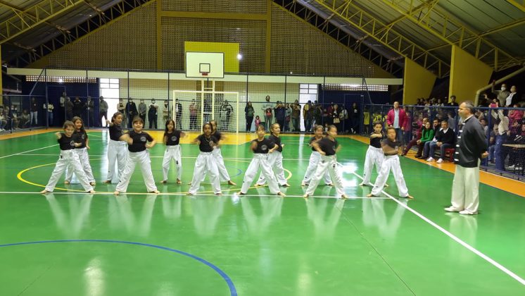 Inaugurada a Quadra Poliesportiva Prefeito Sérgio Kian