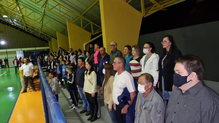 Inaugurada a Quadra Poliesportiva Prefeito Sérgio Kian