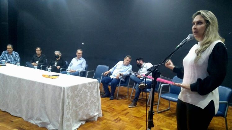 Sorteio define as casas que serão ocupadas pelos moradores pré-selecionados no Condomínio do Idoso em Cornélio Procópio