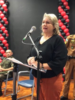 Proerd forma centenas de alunos com certificados contra as drogas