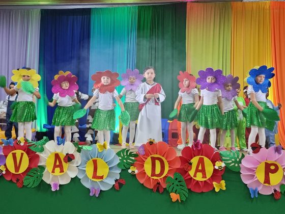 Festival da Primavera da Rede Municipal e entrega de 80 mil reais em brinquedos e equipamentos para os CMEIS