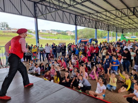 Comemoração do Dia das Crianças em Assaí