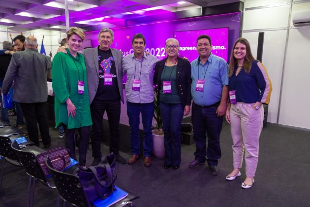 Prefeitura de Santo Antônio da Platina abre estande na GeniusCon 2022