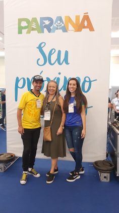 Paraná mostra potencial turístico na feira internacional em Foz do Iguaçu