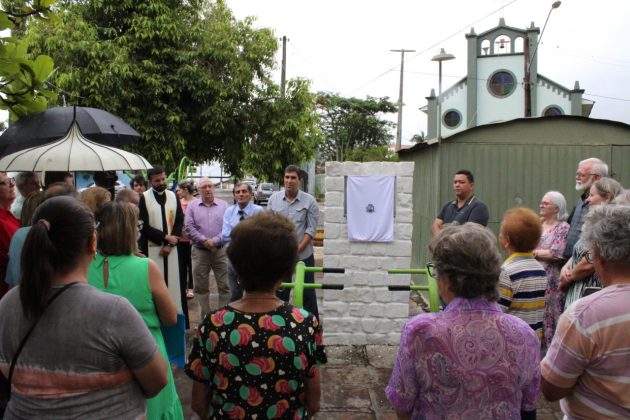 Praça da Platina é nomeada em homenagem a professora Albertina França
