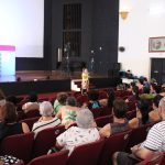 Teatro abre atividades de grupos da terceira idade de Santo Antônio da Platina