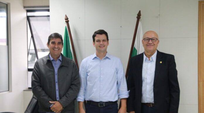 Obras de pavimentação do Parque Alvorada são liberadas após visita do prefeito à Secretaria Estadual das Cidades