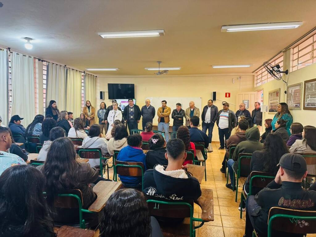 Em Sertaneja, Romanelli destaca importância de cursos técnicos na rede pública