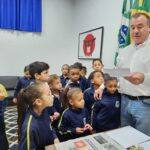 Alunos da Escola Rotary visitam a prefeitura de Assaí Alunos da Escola Rotary visitam a prefeitura de Assaí