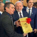 Prefeito Edimar Santos se encontra com presidente Lula