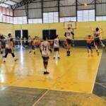 Jacarezinho é campeão no voleibol masculino
