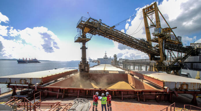 Foto: Claudio Neves/Portos do Paraná