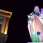 Praça da Igreja matriz de Assaí ganha estátua de São José