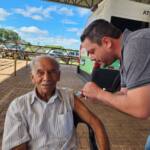 Prefeitura de Assaí vacina população contra a gripe