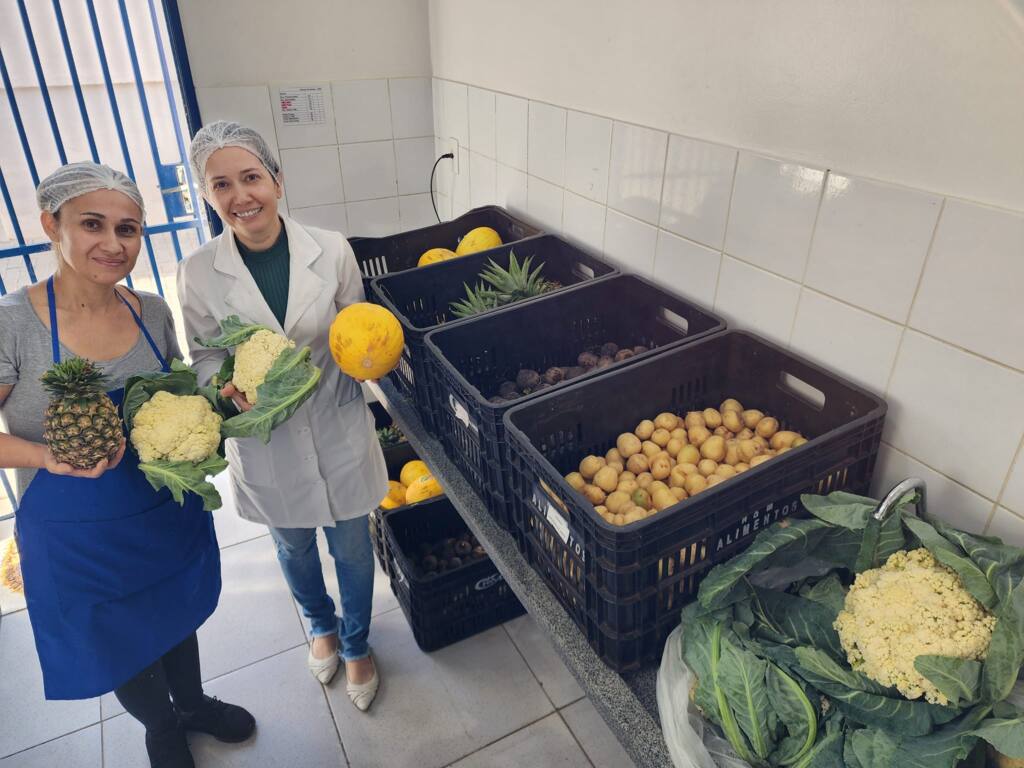 Escolas municipais e CMEIS de Assaí oferecem canja no cardápio Escolas municipais e CMEIS de Assaí oferecem canja no cardápio