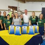 Festa da Educação: Entrega de kits escolares e uniformes para os alunos de Assaí