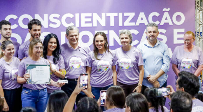 Prefeitura de Maringá realiza ato de conscientização sobre doenças raras