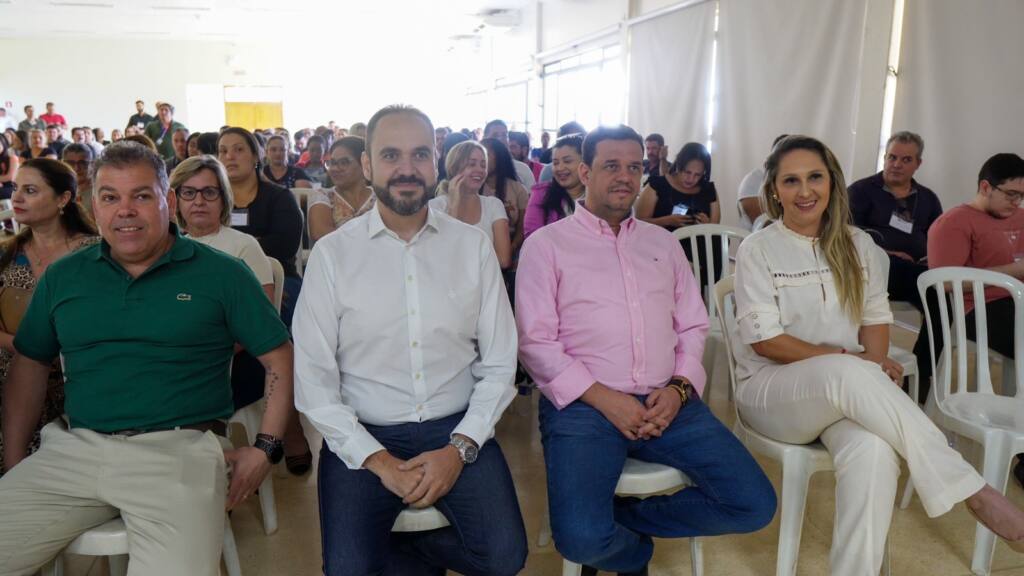 Funcionários contratados para atuar no hospital Regional passam por capacitação