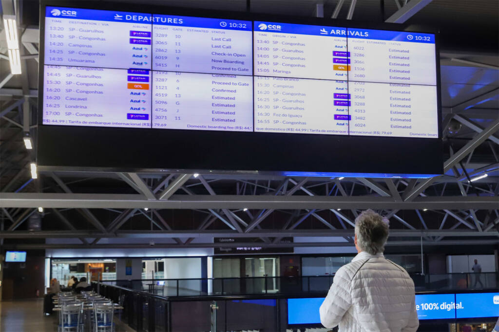 Aeroportos internacionais do Paraná receberam mais de 735 mil passageiros em agosto Aeroportos internacionais do Paraná receberam mais de 735 mil passageiros em agosto