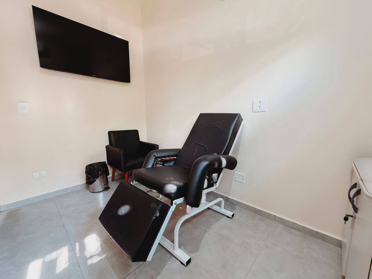 Administração municipal de Primeiro de Maio segue investindo em melhorias no Hospital Municipal Administração municipal de Primeiro de Maio segue investindo em melhorias no Hospital Municipal