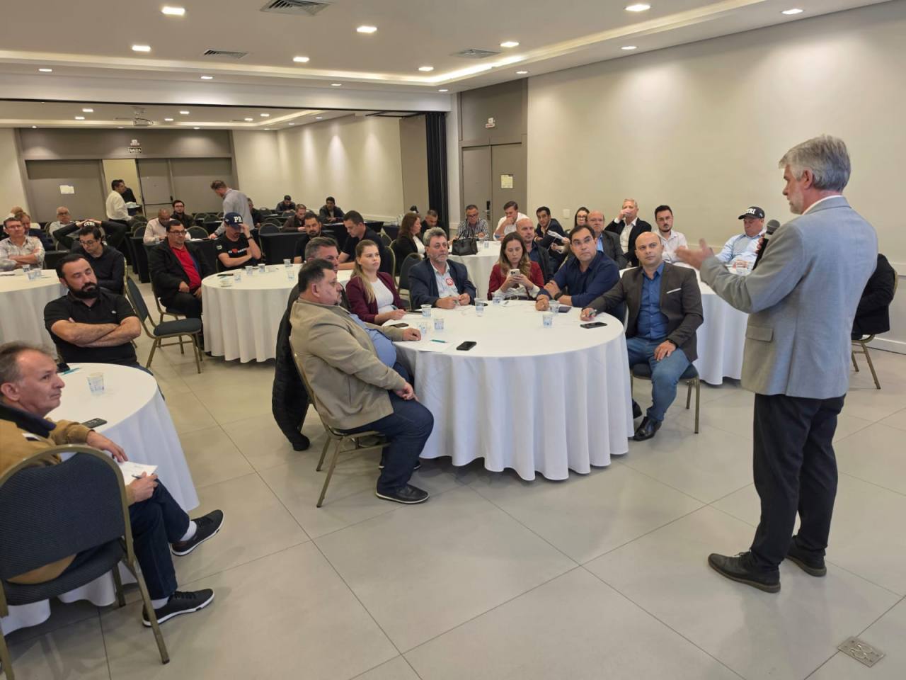 Municípios do Paraná discutem medidas de prevenção diante dos riscos do El Niño