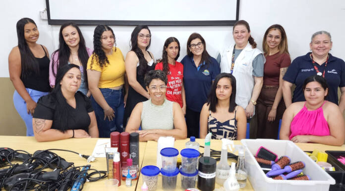 Mais oportunidades para mulheres de Assaí: curso de maquiagem e penteado de noivas
