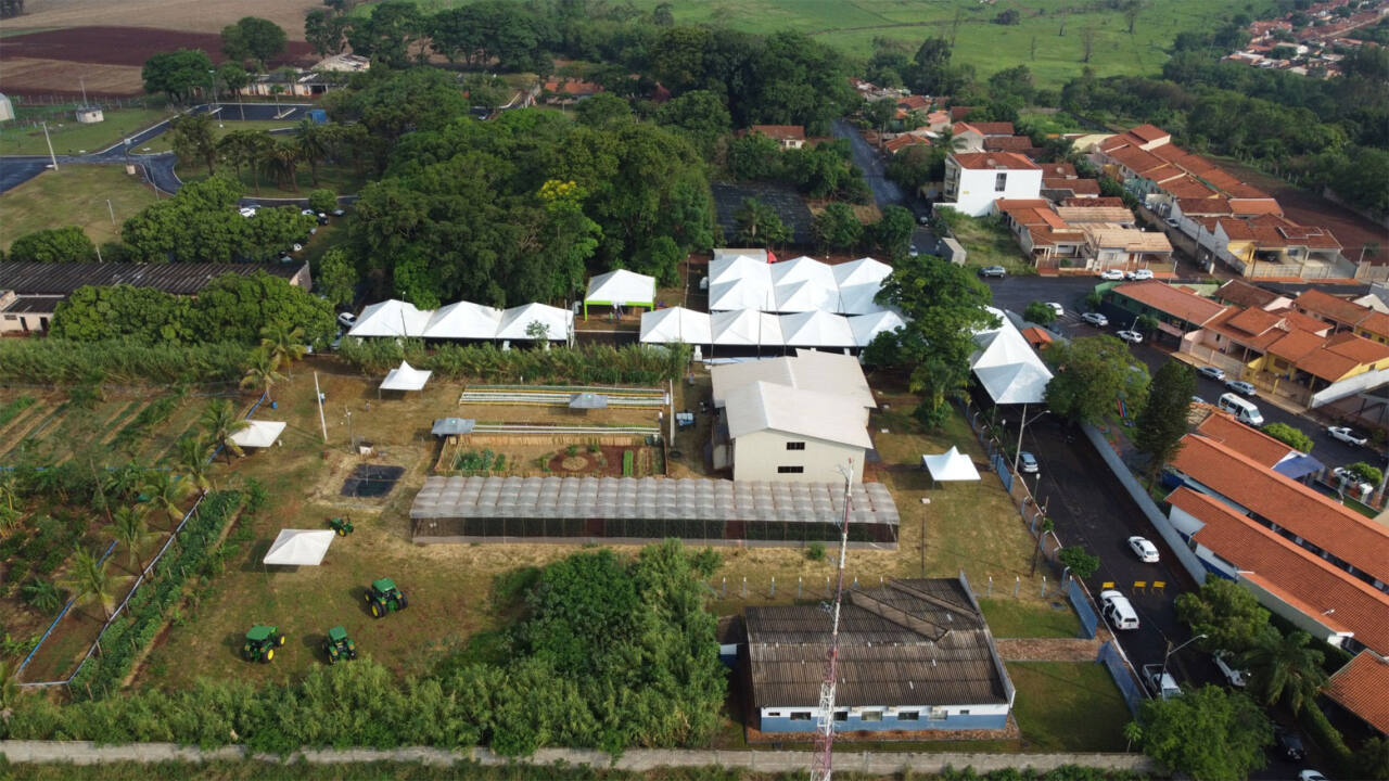 Bandeirantes recebe a primeira biofábrica pública do Norte Pioneiro Bandeirantes recebe a primeira biofábrica pública do Norte Pioneiro