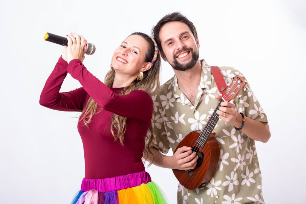 Banda Casa Cantante inicia nova turnê no Paraná Banda Casa Cantante inicia nova turnê no Paraná