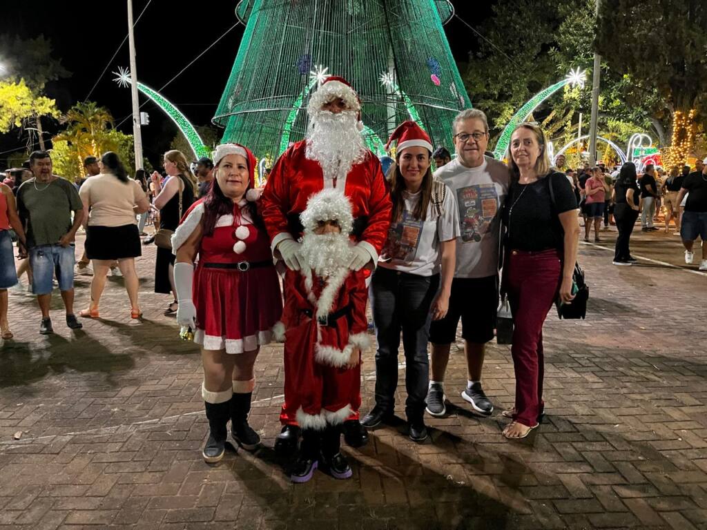 Chegada Papai Noel ACIJA 2024 (22)