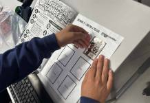 Clima de Copa: escolas estaduais criam álbuns de figurinhas para impulsionar frequência