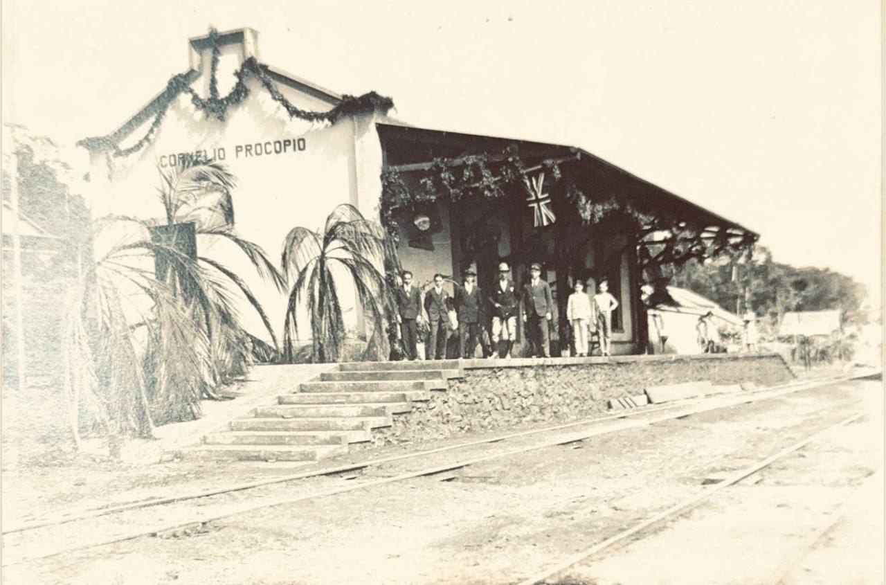 Cornélio Procópio recebe doação de fotos históricas dos anos 1930 e anuncia exposição pública